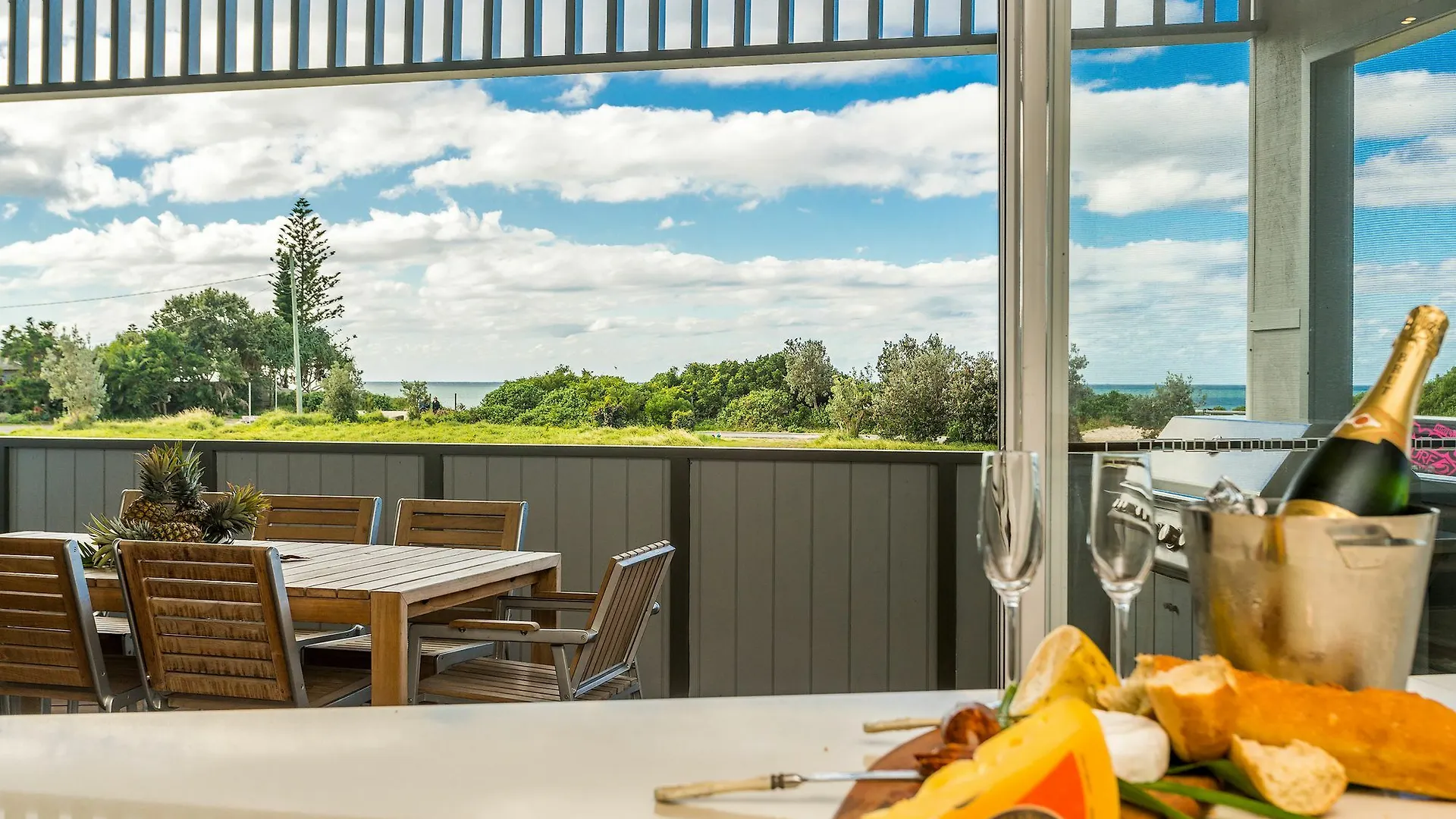 A Perfect Stay - Bluewater House Byron Bay Holiday home